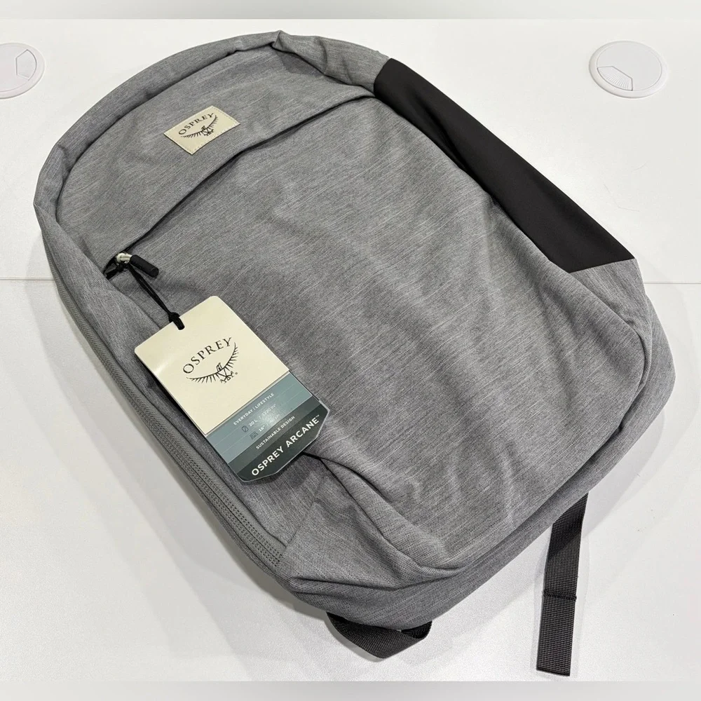 Osprey Large Arcane 20 L Daypack Backpack NWT Grey Laptop Sleeve Carry-on Size